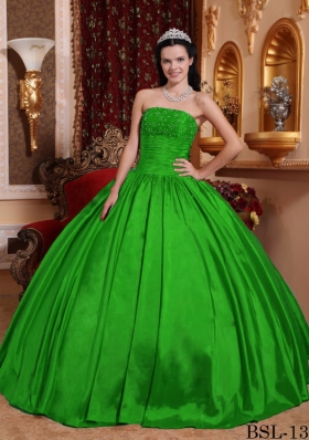 Discount Puffy Ball Gown Strapless Appliques Quinceanera Dresses with Beading