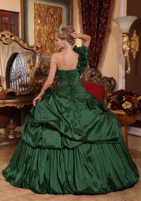 Simple Green One Shoulder Puffy Quinceanera Dresses with Beading