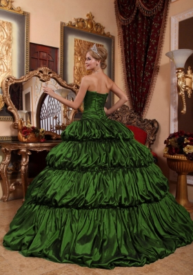 Dark Green Ball Gown Sweetheart Court Train Quinceanera Dresses with Appliques