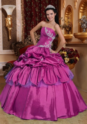 2014 New Style Strapless Fuchsia Taffeta Quinceanera Dress with Appliques