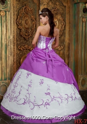 Ball Gown Strapless Embroidery Satin Dresses Quinceanera with Floor-length