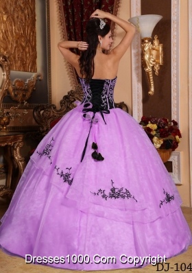 Strapless Organza Black Embroidery and Lilac Dresses For a Quinceanera