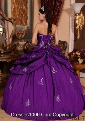 Eggplant Purple Ball Gown Sweetheart Pick-ups Quinceanera Dress with Appliques