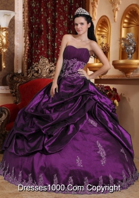 Eggplant Purple Ball Gown Sweetheart Quinceanera Dress with Appliques and Pick-ups