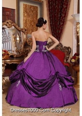 Eggplant Purple Sweetheart Dresses For Quinceaneras with Pick-ups and Appliques