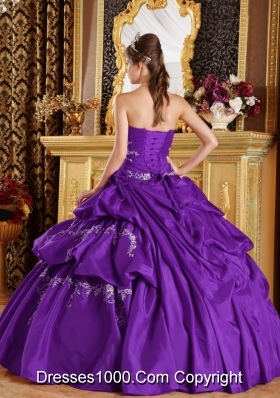 Purple Ball Gown Strapless Quinceanera Dress with Appliques and Pick-ups