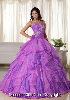 Sweetheart Organza Ruching Quinceanera Gown with White Appliques