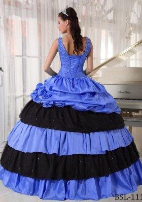 Fashionable Ball Gown V-neck Beading Quinceanera Dress For 2014