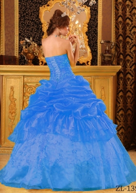 2014 Cute Blue Puffy Strapless Appliques Quinceanera Dress with Beading