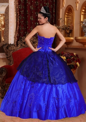 2014 Lovely Dark Blue Puffy Sweetheart Quinceanera Dress with Embroidery with Beading