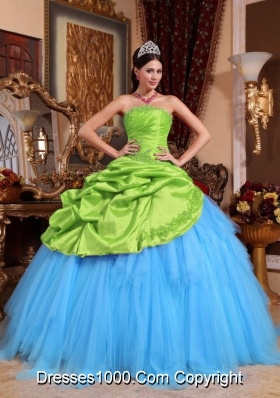 2014 Quinceanera Dress in Colourful Ball Gown Strapless with Appliques and Beading