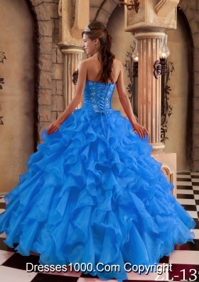 2014 Blue Sweetheart Puffy Ruffles Organza Quinceanera Dress with Beading