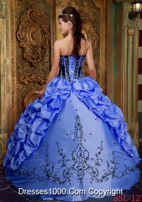 2014 Discount Blue Puffy Strapless Embroidery Quinceanera Dress with Pick-ups