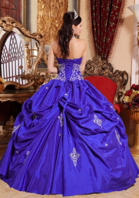 2014 Royal Blue Puffy Strapless Appliques Quinceanera Dress with Pick-ups