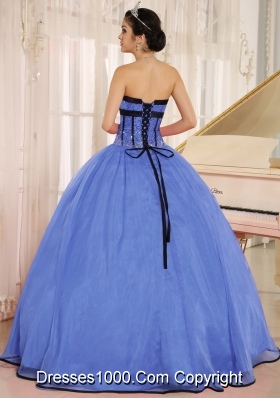 Fashionable Blue Sweetheart Qunceanera Dress With Beaded Decorate Organza for 2014