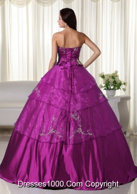 Fuchsia Strapless Organza Appliques Decorate Quinceanera Dress for Women