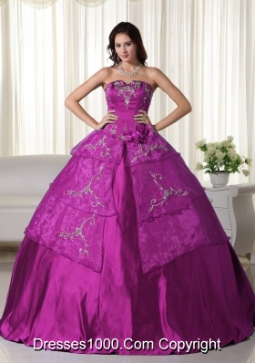 Fuchsia Strapless Organza Appliques Decorate Quinceanera Dress for Women
