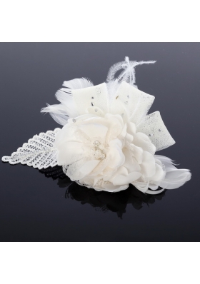 2014 Spring  White Tulle Fascinators with Imitation Pearls