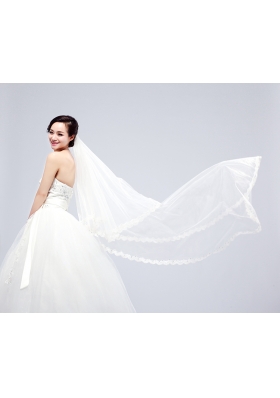 Angle Cut Two-Tier Lace Appliques Edge Chapel Bridal Veils