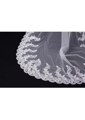 Discount Two-Tier Classic Wedding Veils with Lace Edge