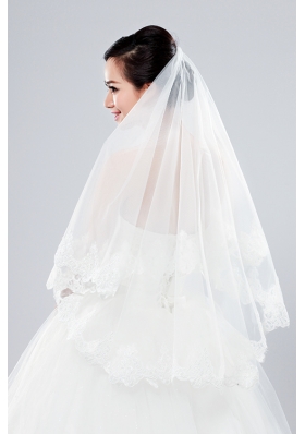 Eelgant One-Tier Angle Cut Bridal Veils with Lace Edge