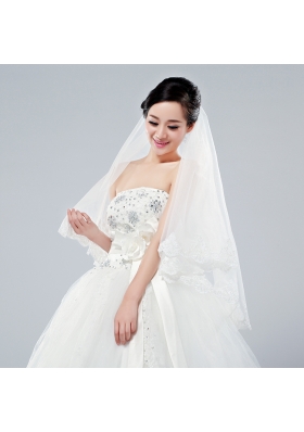 Eelgant One-Tier Angle Cut Bridal Veils with Lace Edge