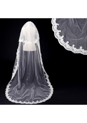 Elegant One-Tier Oval Elbow Veils with Lace Edge