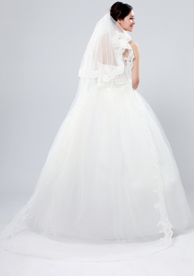 Elegant One-Tier Oval Elbow Veils with Lace Edge