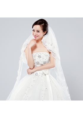 Elegant One-Tier Oval Elbow Veils with Lace Edge