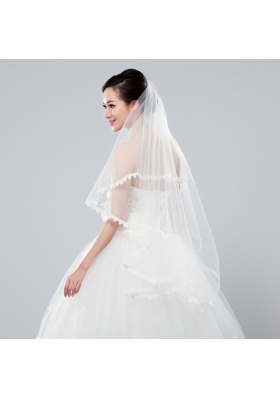 Graceful One-Tier Lace Edge Elbow Veils for Wedding Party