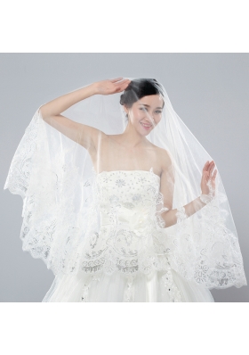 Two-Tier Lace Edge Wedding Veil for Wedding Party