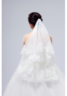 Two-Tier Lace Edge Wedding Veils with Angle Cut