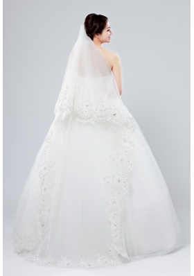 2014 Cheap Two-Tier White Fingertip Veil with Lace Edge