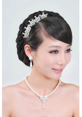 Gorgeous Alloy With Rhinestone Pearls Jewelry Set Including Necklace Earrings and Tiara