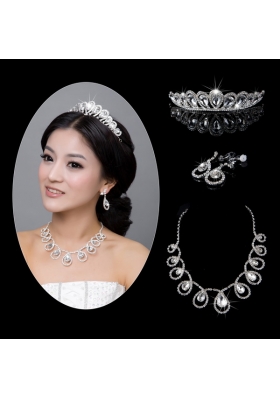 Luxurious Alloy With Rhinestone Crystal Ladies' Jewelry Sets