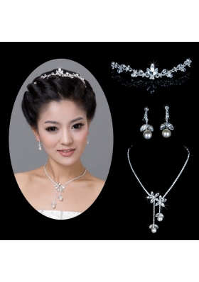 Mysterious Alloy With Rhinestone Ladies' Jewelry Sets