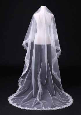 One-Tier Cut Edge White Classic Chapel Bridal Veils