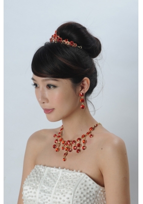 Dazzling Rhinestone Ladies' Crown and Necklace