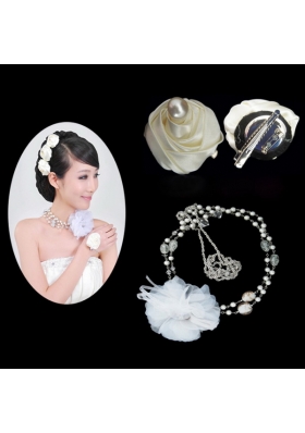 Dreamlike Ladies Pearl Necklaceand Headpiece Jewelry Set