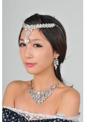 Alloy Wedding Jewelry Set Including Necklace And Earrings in Silver