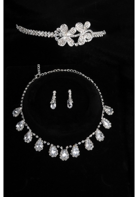 Beautiful Crown with Jewelry Set Including Necklace And Earrings