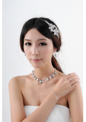 Beautiful Crown with Jewelry Set Including Necklace And Earrings