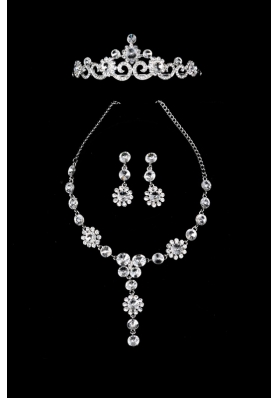 Fashionable Rhinestone Ladies Necklace and Tiara Jewelry Set