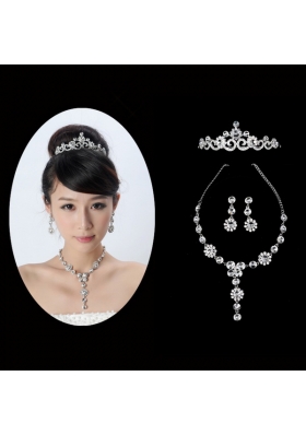 Fashionable Rhinestone Ladies Necklace and Tiara Jewelry Set