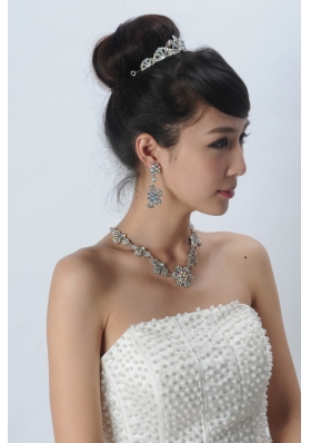 Lovely Dazzling Rhinestone Fabulous Jewelry Set