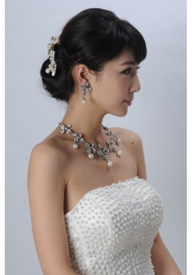 Bowknot Pearl and Rhinestone Necklace Earring Jewelry Set