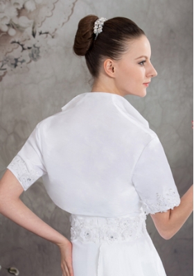 Gorgeous White  Short Sleeves Jacket