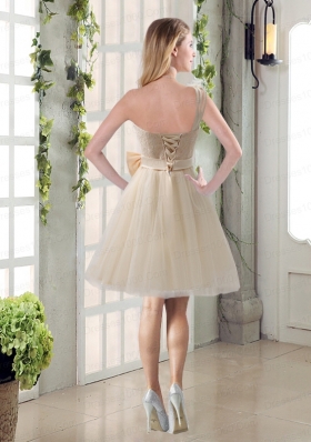 2015 Princess One Shoulder Bowknot Lace Dama Dresses in Champagne