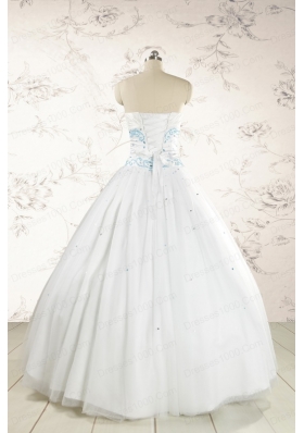 2015 Beautiful Appliques and Beading White Quinceanera Dresses