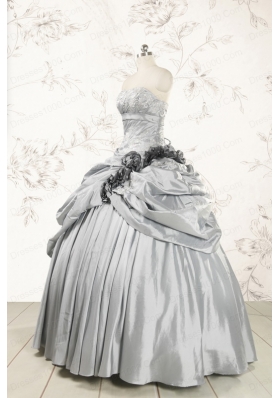 2015 Cheap Quinceanera Dresses with Strapless